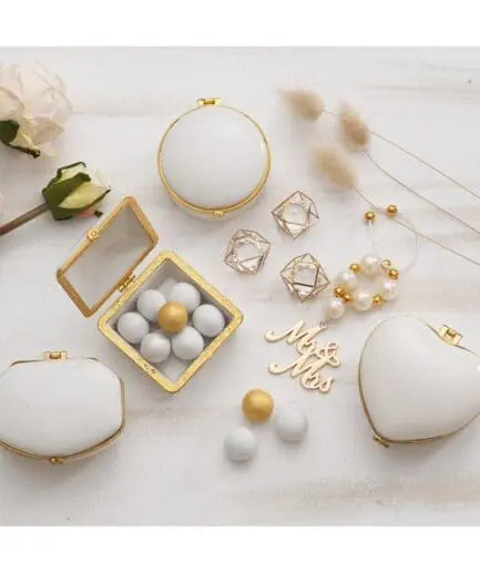 Μπομπονιέρα μπιζουτιέρα