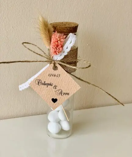 Μπομπονιέρα 136