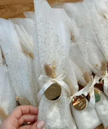 Μπομπονιέρα Τούλινη Γκλίτερ 02