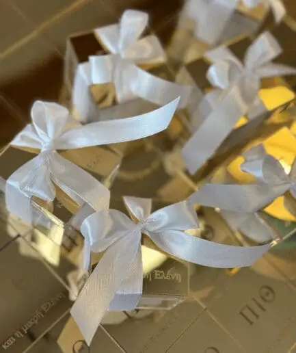 Μπομπονιέρα κουτί Plexiglass Κ067